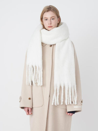 Fashionable thickened women's scarf