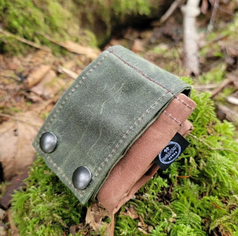 Waxed Canvas Folding Foraging Bag with Durable Design
