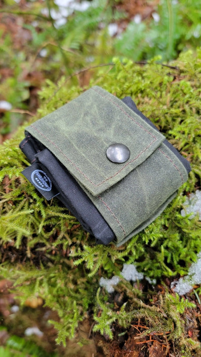Waxed Canvas Folding Foraging Bag with Durable Design