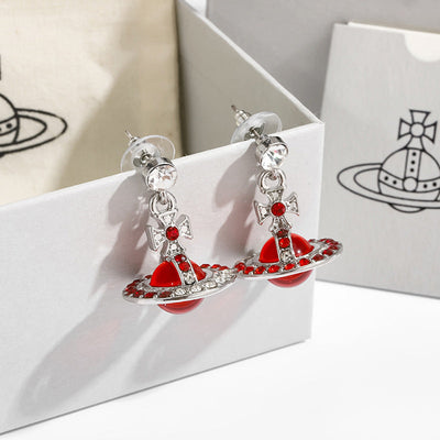 Saturn 3D Crystal Necklace – Stunning & Adjustable Pendant