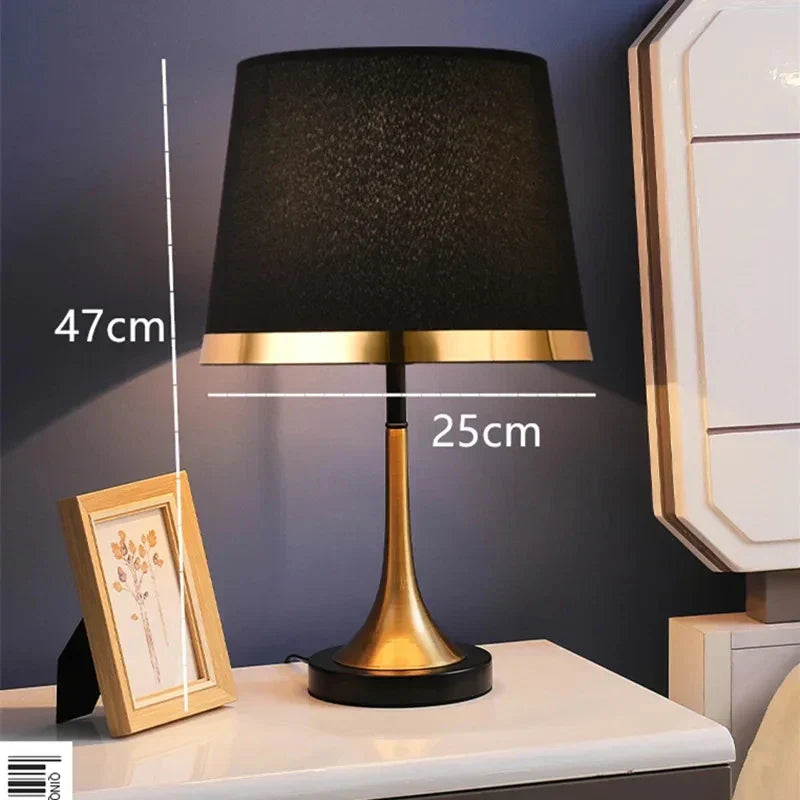 Modern American Retro Style Bedside Table Lamp